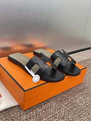 Hermes Oran Sandals Ostrich Leather In Black - 3