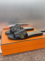 Hermes Oran Sandals Ostrich Leather In Black - 2