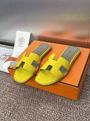 Hermes Oran Sandals Ostrich Leather In Yellow - 4