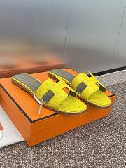 Hermes Oran Sandals Ostrich Leather In Yellow - 3