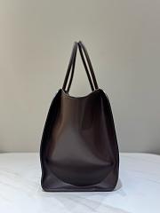 The Row Marlo 17 Bag in Leather Coffee - 43x30.5x16cm - 6