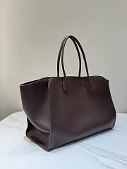 The Row Marlo 17 Bag in Leather Coffee - 43x30.5x16cm - 4