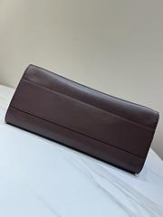 The Row Marlo 17 Bag in Leather Coffee - 43x30.5x16cm - 3
