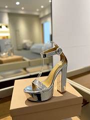 Gianvito Rossi Portofino 105 Silver Patent Leather Sandals - 4