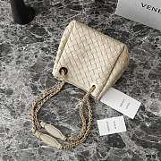 Bottega Veneta Small Parachute Chain Ecru - 20x17x16.5cm - 2