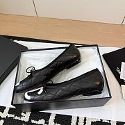 Chanel Quilted Leather CC Logo White Ballerinas Black  - 2