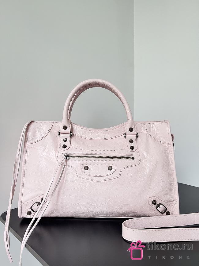 Balenciaga Le City Bag Medium in Light Pink Arena Lambskin - 38x24x13cm - 1