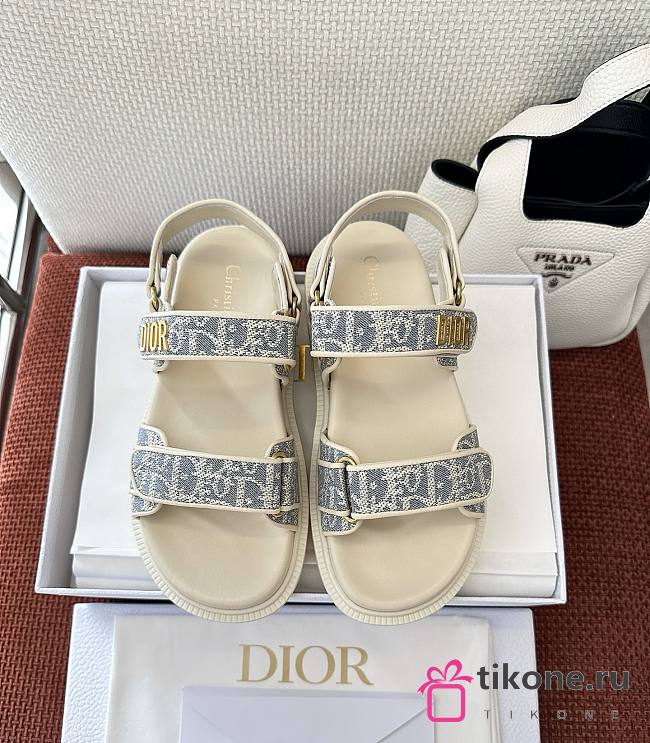 Dioract Sandal Chambray Blue Jacquard with Ecru Dior Oblique Raffia - 1