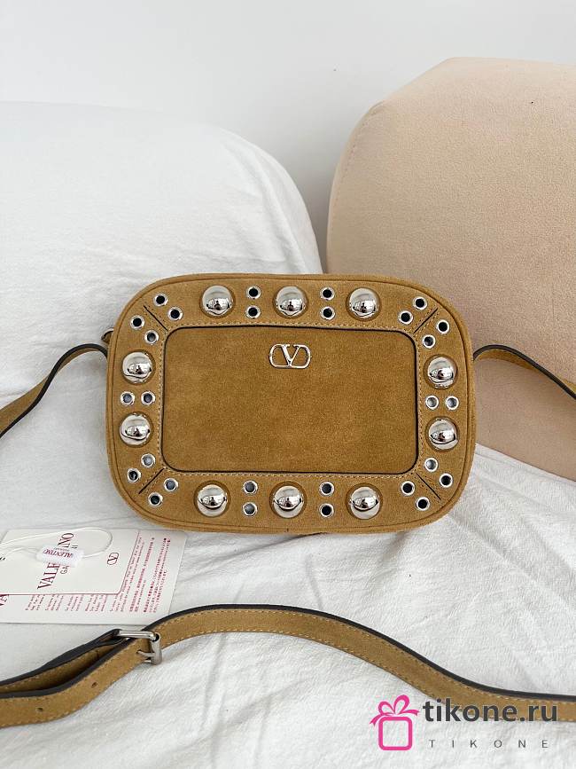 Valentino Garavani Nellcote Suede Shoulder Bag Beige - 23x16x6cm - 1