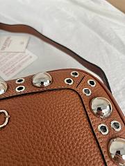 Valentino Garavani Nellcote Grained Calfskin Shoulder Bag Brown - 23x16x6cm - 4