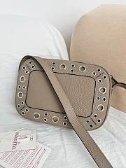 Valentino Garavani Nellcote Grained Calfskin Shoulder Bag Gray Elephent - 23x16x6cm - 3