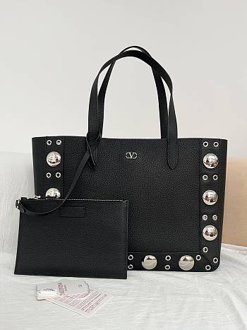 Valentino Garavani Nellcote Medium Grained Calfskin Shopping Bag Black - 40x30x13cm