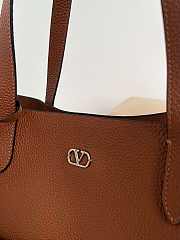 Valentino Garavani Nellcote Medium Grained Calfskin Shopping Bag Brown - 40x30x13cm - 4
