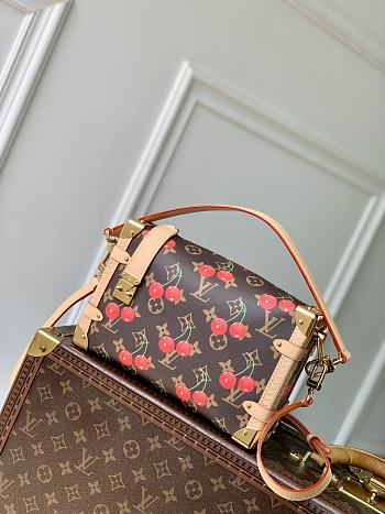 LVxTM Side Trunk MM Cherry Monogram M14278 - 23.5x16x8.5cm