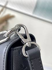 LV Twist MM Slim Other Leathers Black - 23x16x8cm - 3