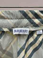 Burberry Kids Check Cotton Shorts in Green - 2