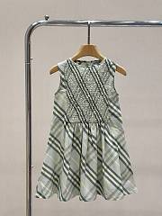 Burberry Kids Check Cotton Dress in Green - 1