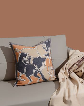 Hermes Pillow 18524
