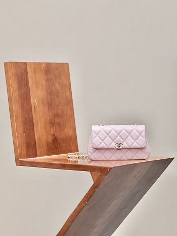 Chanel Flap Phone Hordel With Chain Pink - 20x11x5.5cm