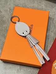 Hermes Poulpe Key Ring Light White - 1