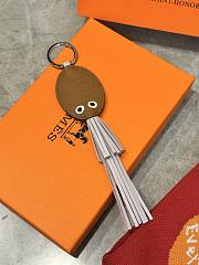 Hermes Poulpe Key Ring Cognac/White - 1
