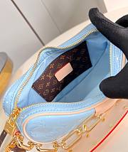 LV Croissant PM Monogram Vernis Leather Blue M24021 - 21x13x7cm - 4