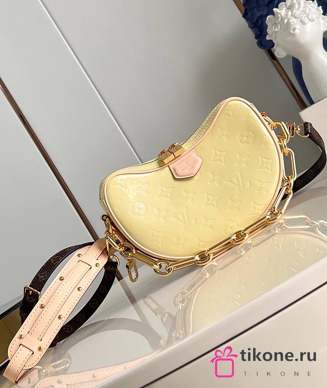 LV Croissant PM Monogram Vernis Leather Yellow - 21x13x7cm - 1