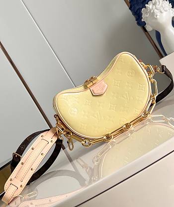LV Croissant PM Monogram Vernis Leather Yellow - 21x13x7cm