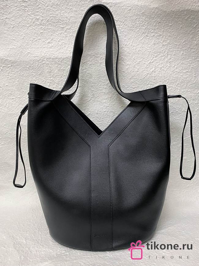 YSL Y Large Hobo in Leather Black - 35x25x15cm - 1