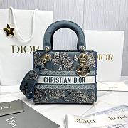 Dioriviera Medium Lady D-Lite Bag Celestial Blue and White Toile de Jouy Palms Embroidery - 24x20x11cm - 1