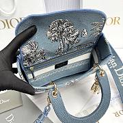 Dioriviera Medium Lady D-Lite Bag Celestial Blue and White Toile de Jouy Palms Embroidery - 24x20x11cm - 6