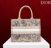 Dioriviera Medium Dior Book Tote Beige and White Toile de Jouy Palms Embroidery - 36x27.5x16.5cm - 5