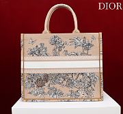 Dioriviera Large Dior Book Tote Beige and White Toile de Jouy Palms Embroidery - 42x35x18.5cm - 5