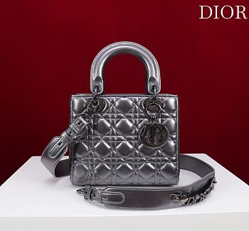 Small Lady Dior Bag Metallic Silver-Tone Cannage Lamskin - 20x18x8cm