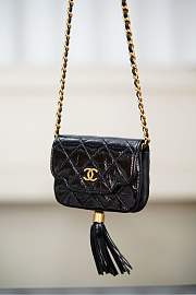 Chanel Chain Clutch Patent Lambskin & Gold-Tone Metal Black - 11x8.5x3.5cm - 3