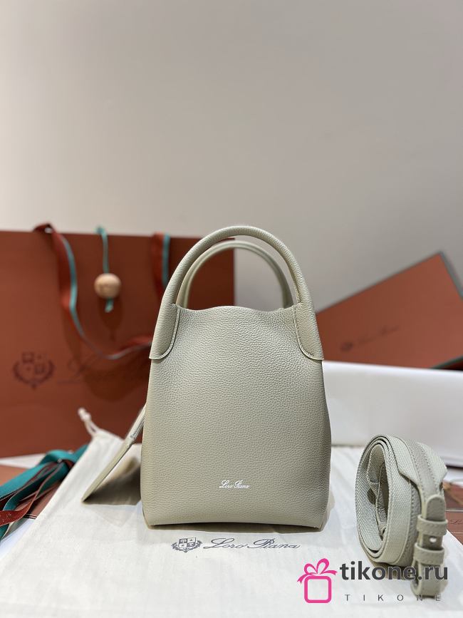 Loro Piana Small Bale bag Grained Calfskin Green - 21x17x17cm - 1