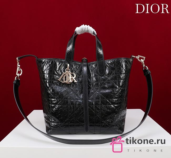 Medium Dior Toujours Vertical Tote Bag Black Macrocannage Crinkled Calfskin - 23x24x16cm - 1