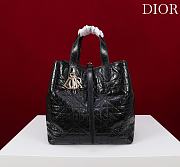 Medium Dior Toujours Vertical Tote Bag Black Macrocannage Crinkled Calfskin - 23x24x16cm - 5
