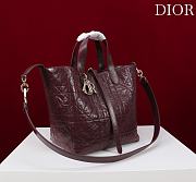 Medium Dior Toujours Vertical Tote Bag Plum Macrocannage Crinkled Calfskin - 23x24x16cm - 4