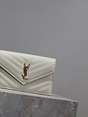 YSL Cassandre Envelope Chain Wallet In Grain De Poudre Leather White Gold - 19x12.5x3.5cm - 3