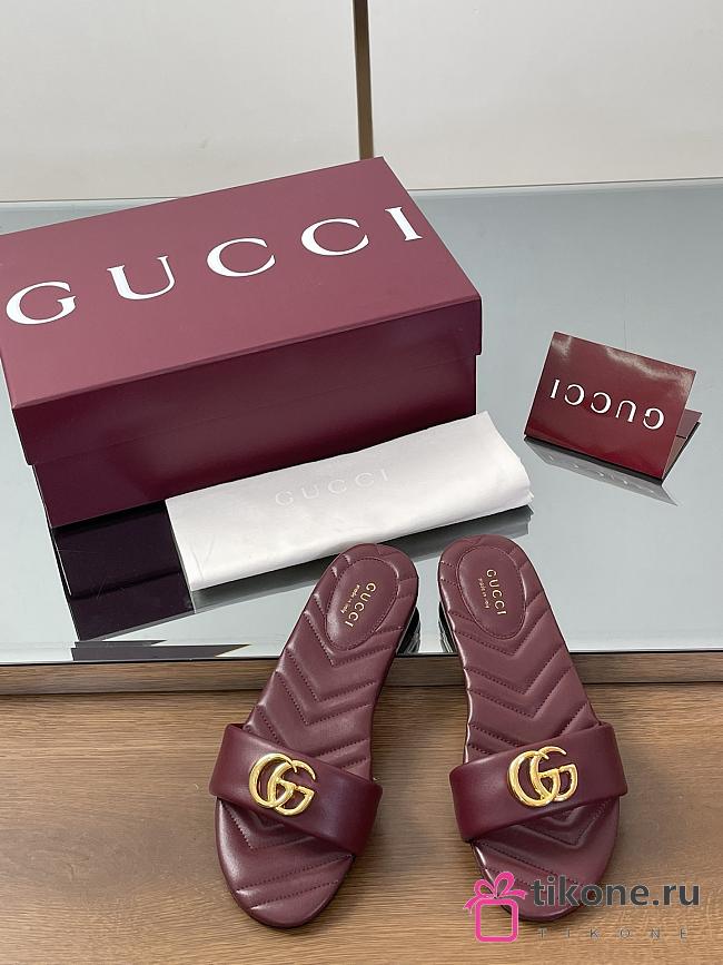 Gucci Slide Sandal With Doube G In Burgundy Leather - 1