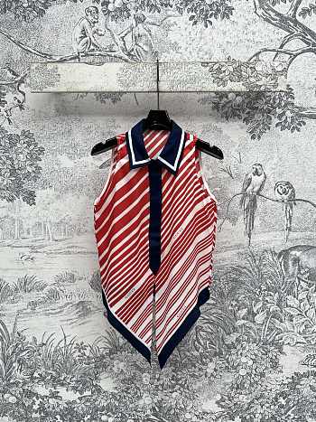 Gucci Silk Twill Printed Knot Hem Top In Red And Blue
