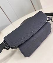 LV Aerogram Pilot Wearable Wallet Black M83563 - 20x12x5.5cm - 4