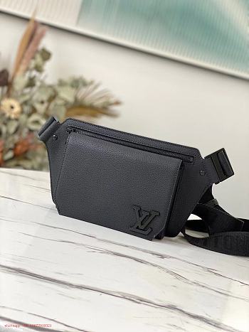  LV Aerogram Takeoff Sling Black M57081 - 30x16x3cm