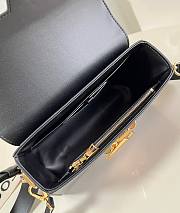 LV Twist MM Epi Leather Black M24765 - 23x17x9.5cm - 6