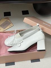 Miumiu Square Toe Heel Pumps In White - 4