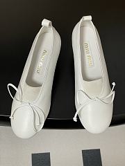 Miumiu Square Toe Heel Pumps In White - 2
