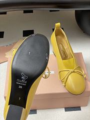 Miumiu Square Toe Heel Pumps In Yellow - 6