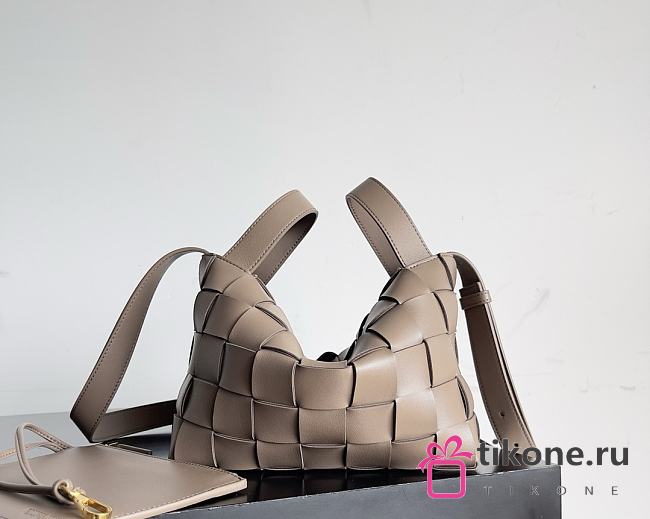 Bottega Veneta Bowling Cassette Woven Leather Bag Pinecone - 22x16x13cm - 1