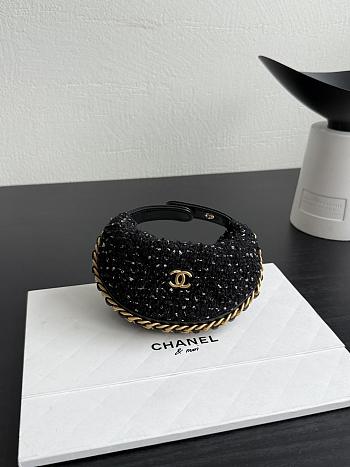 Chanel Mini Pouch Tweed Sequins Gold-Tone Metal Black - 12x13x8cm